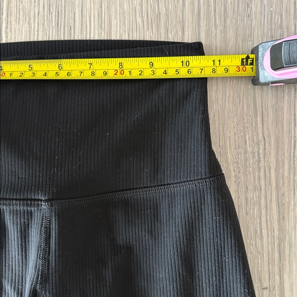lululemon Wunder Train Ribbed Black Leggings Size 4 High Rise - Picture 6 of 9